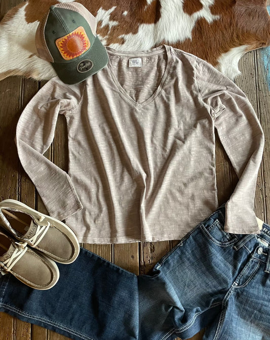Carrizo V-Neck Long Sleeved Tee
