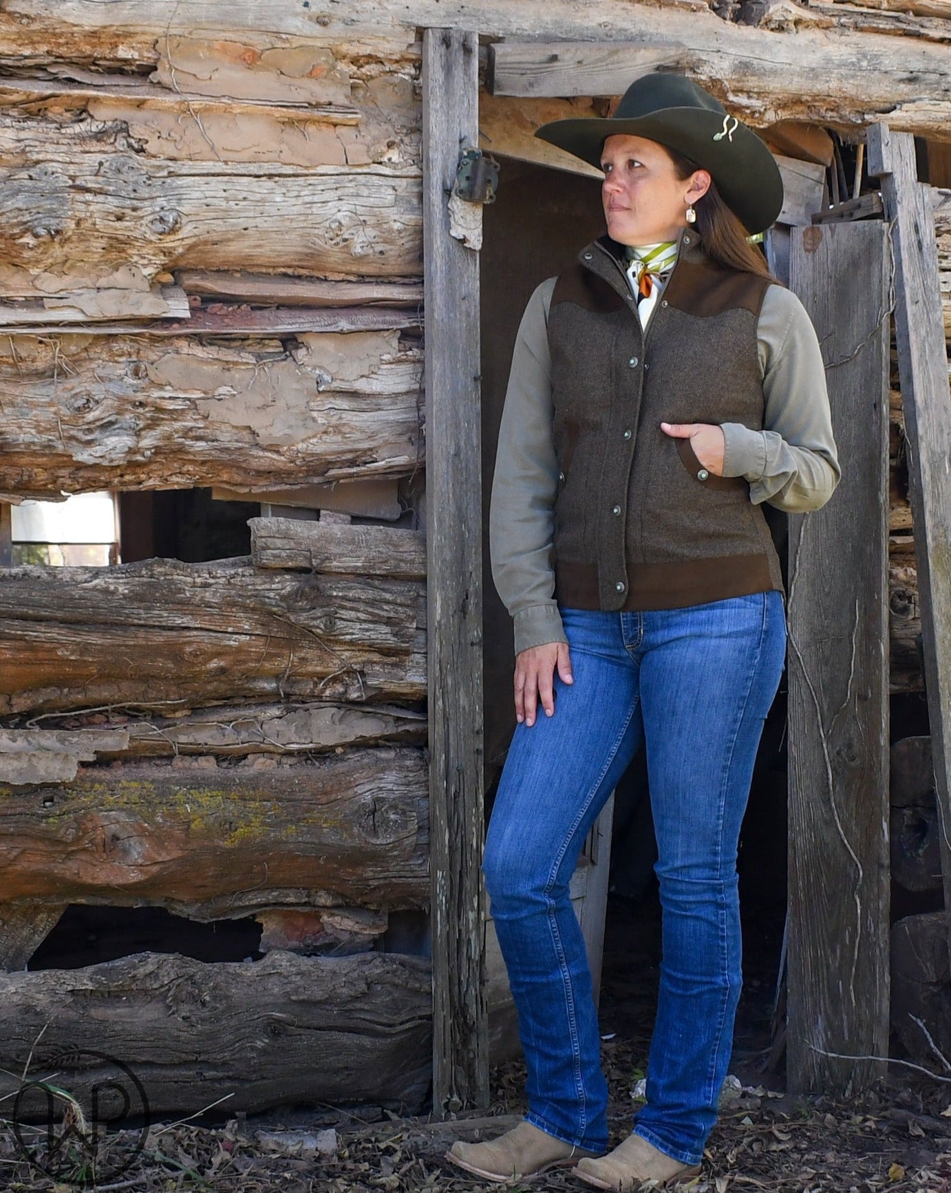 Channel Wool Vest (Tan Herringbone)