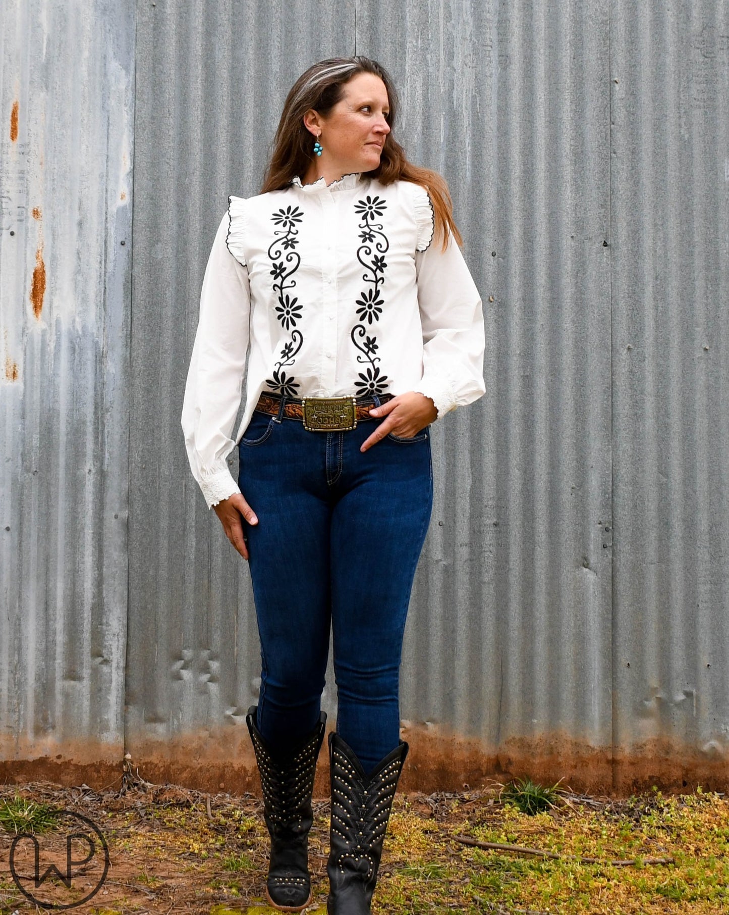 Chehalis Embroidered Blouse