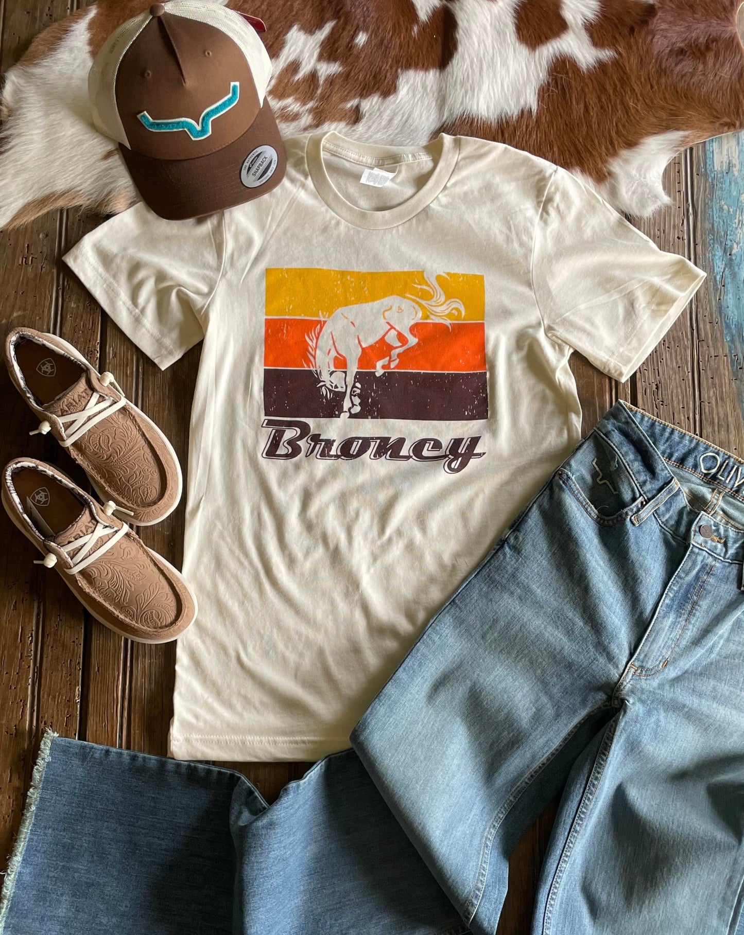 Broncy Tee