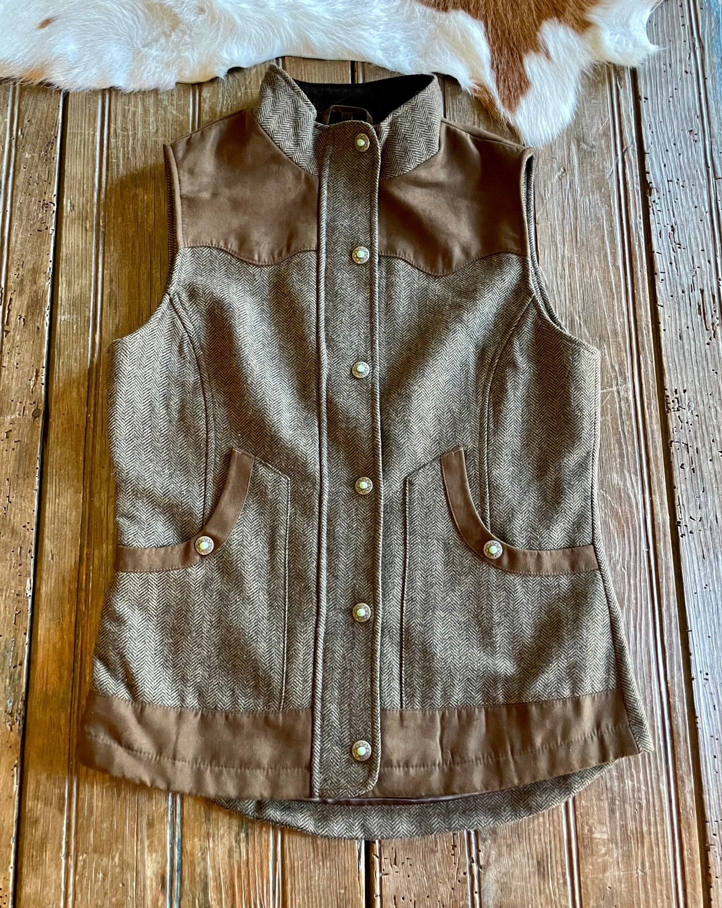 Channel Wool Vest (Tan Herringbone)