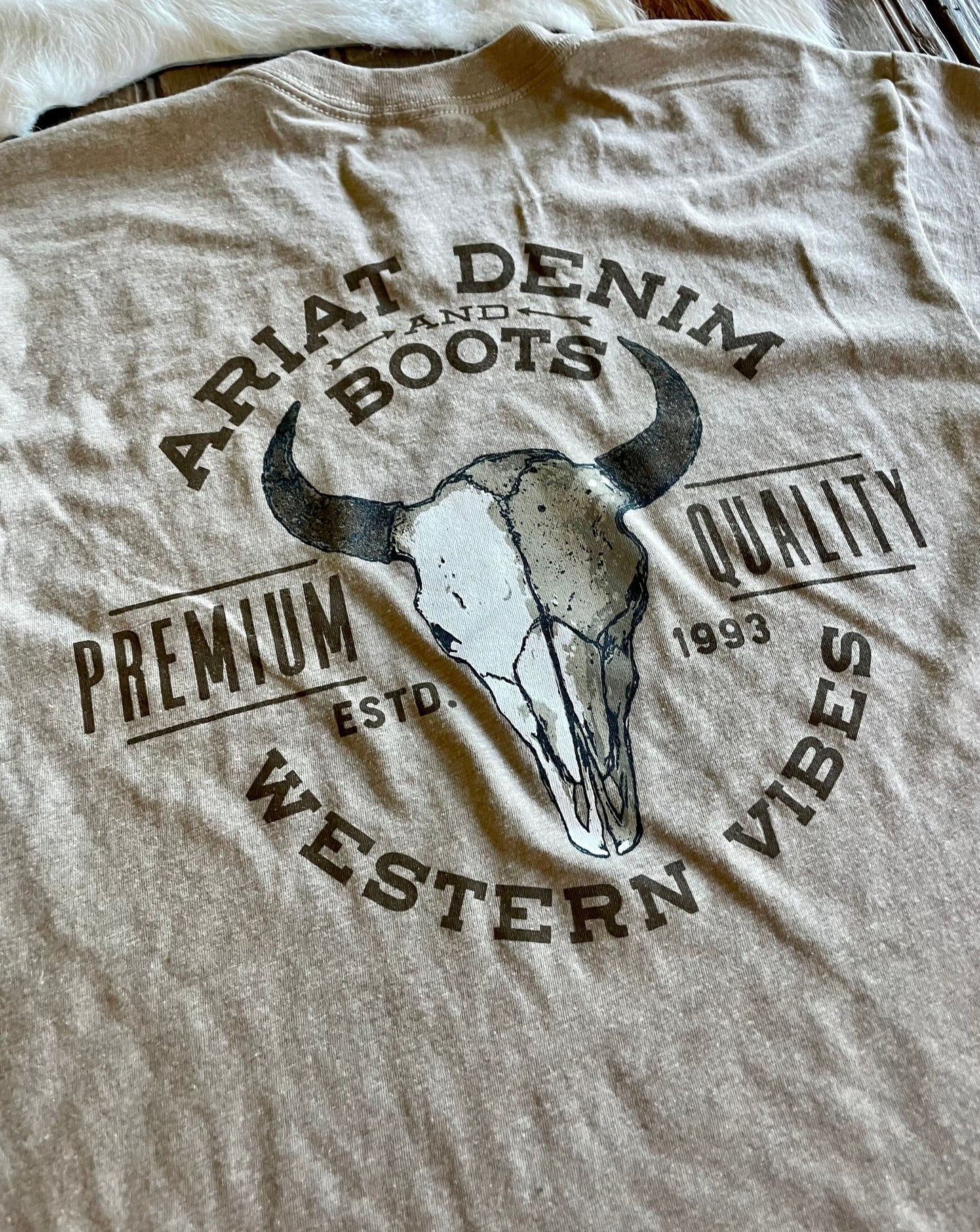 Ariat Bison Skull Tee (Men's)