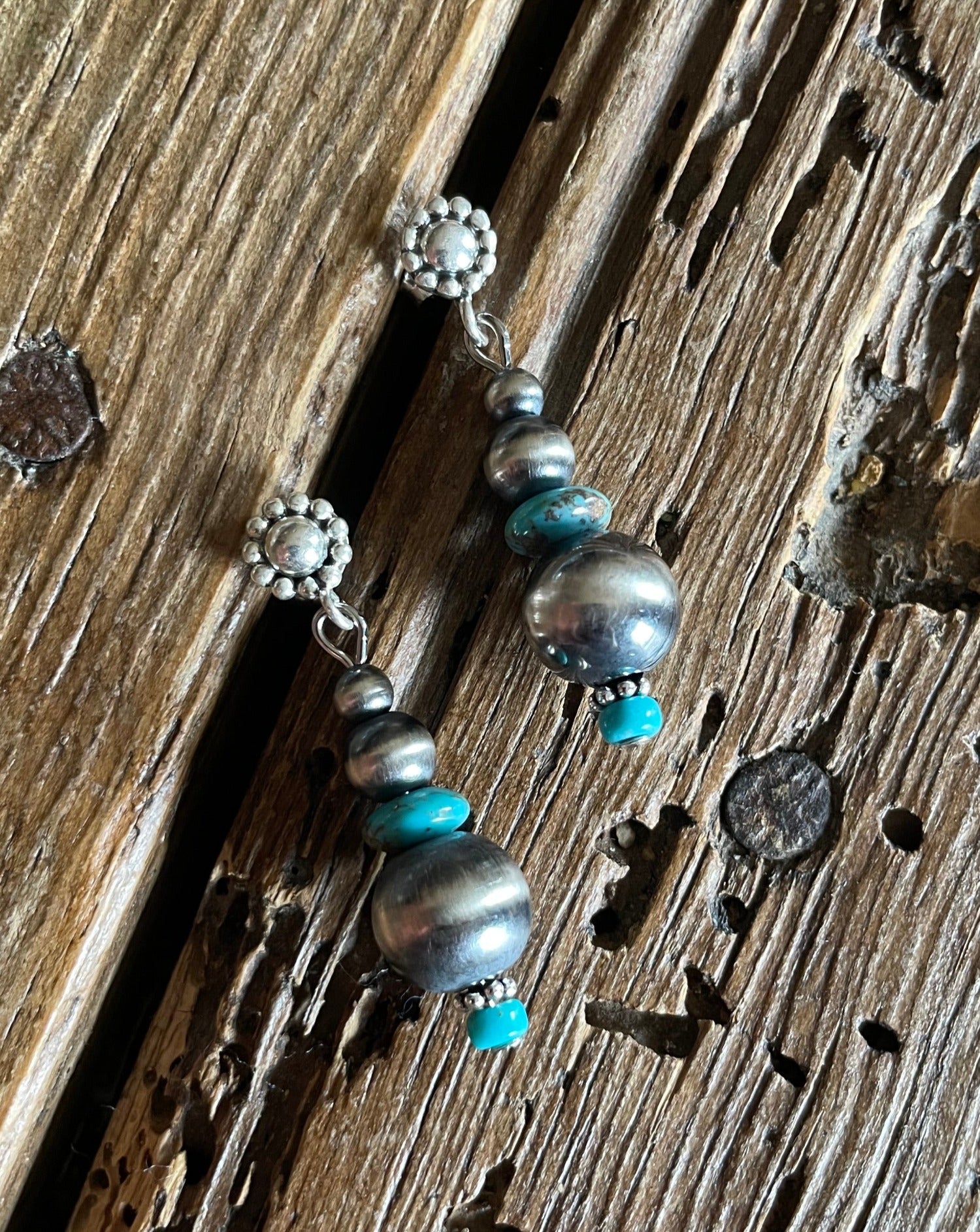 Navajo deals pearl earrings