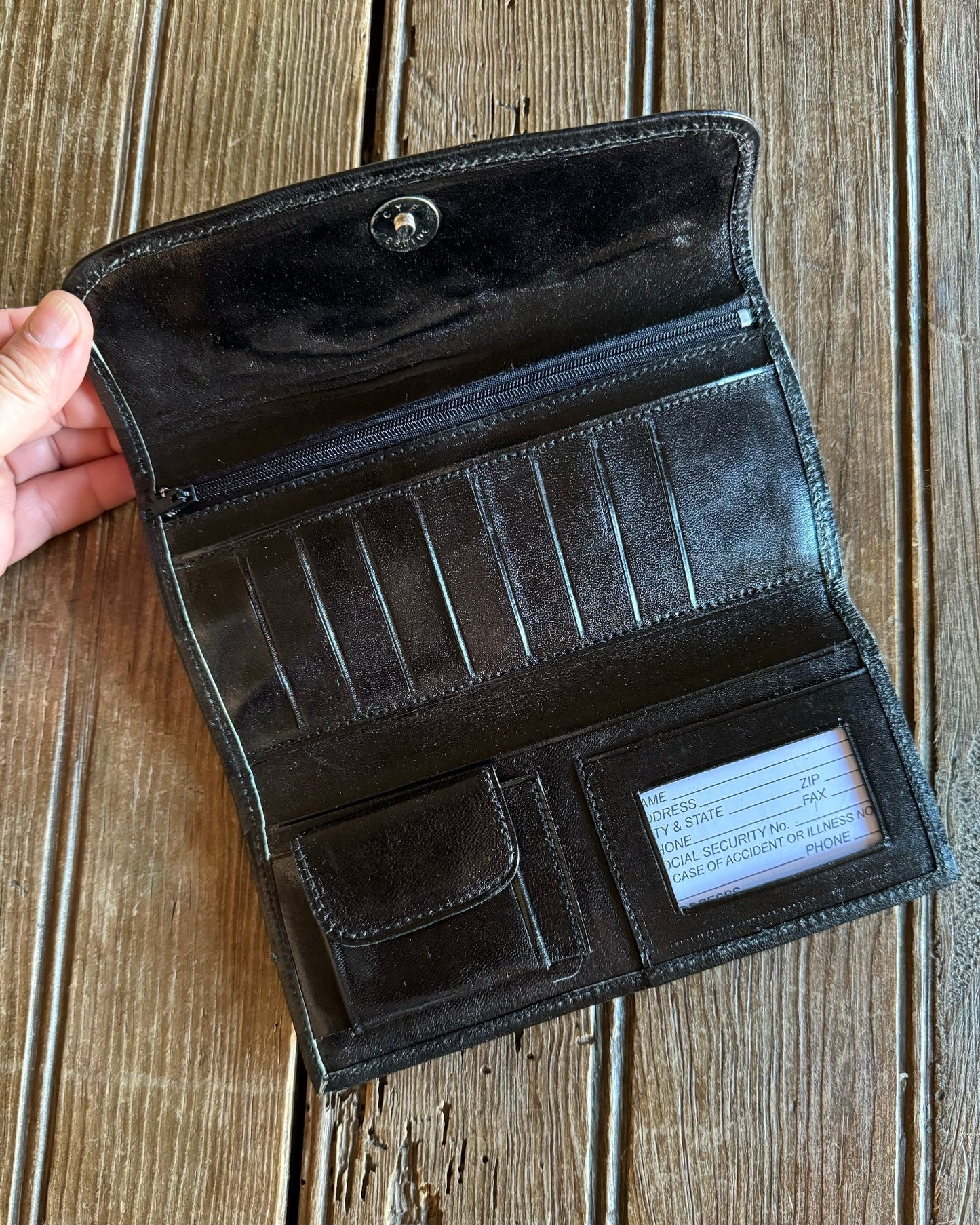 Balck Rose Leather Wallet Interior 