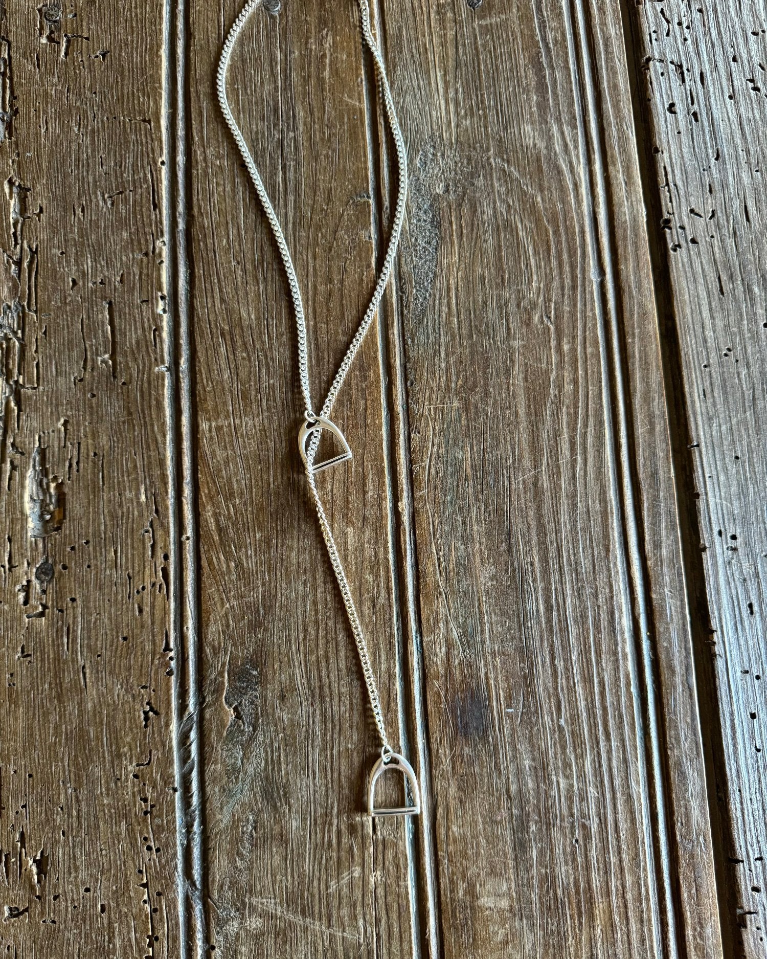 Essex Stirrup Lariat Necklace 