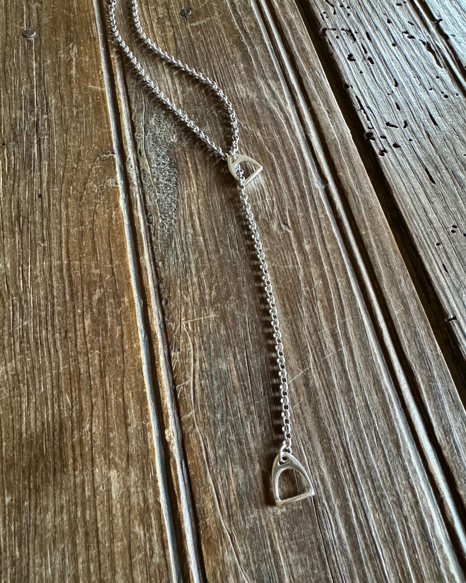 Williston Small Silver Stirrup Lariat Necklace 