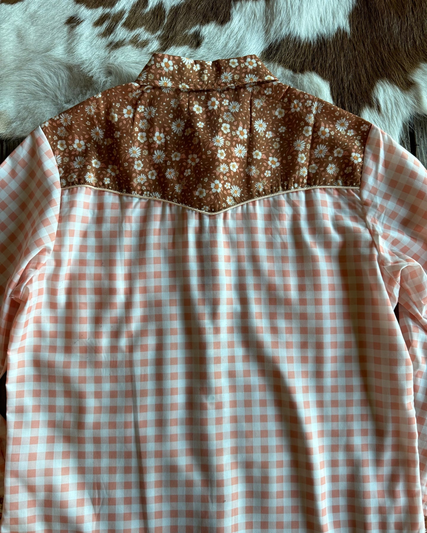 Ditzy Daisy Long Sleeved Pearl Snap Shirt