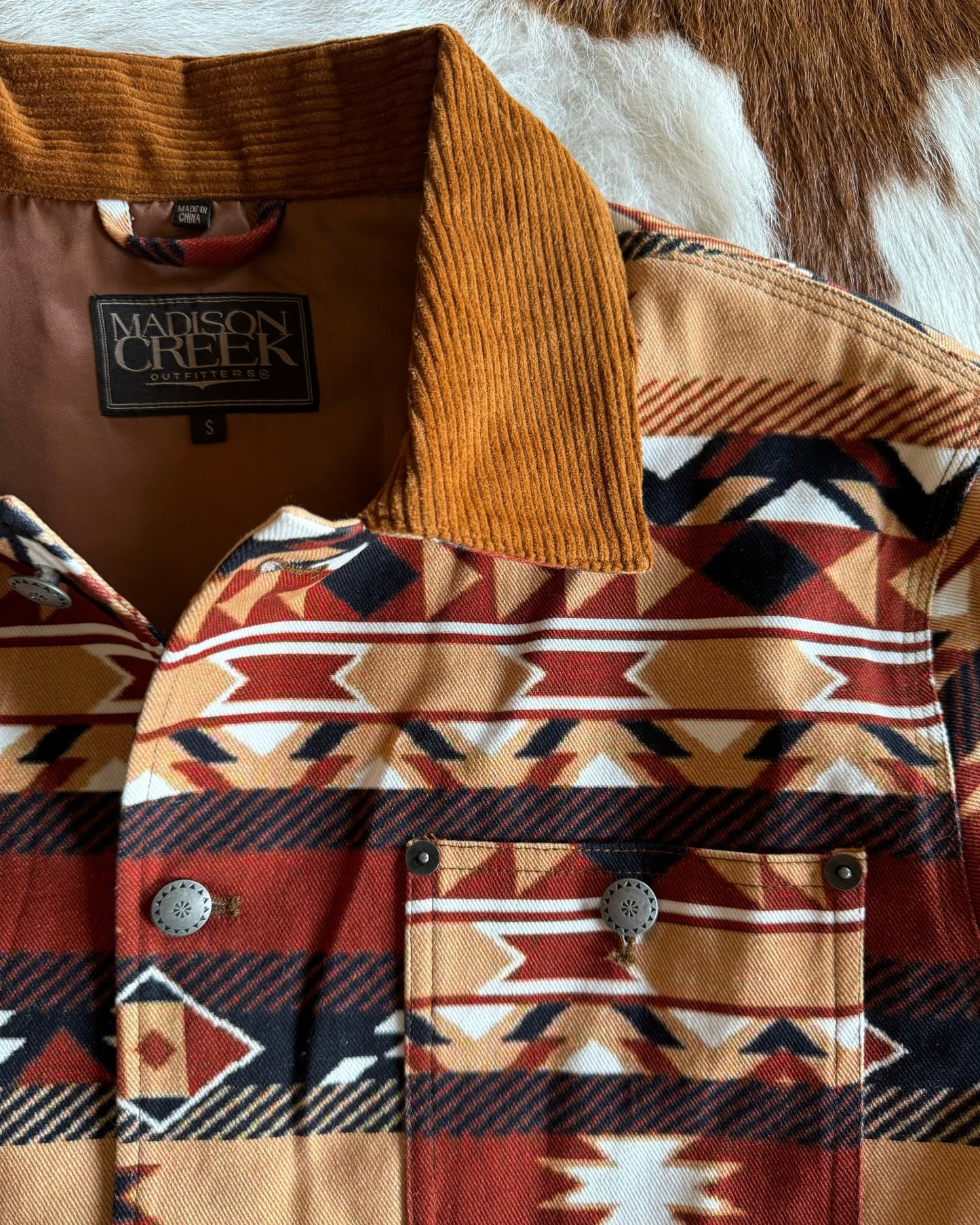 Rio Corduroy Collared Barn Coat (Tan Aztec)