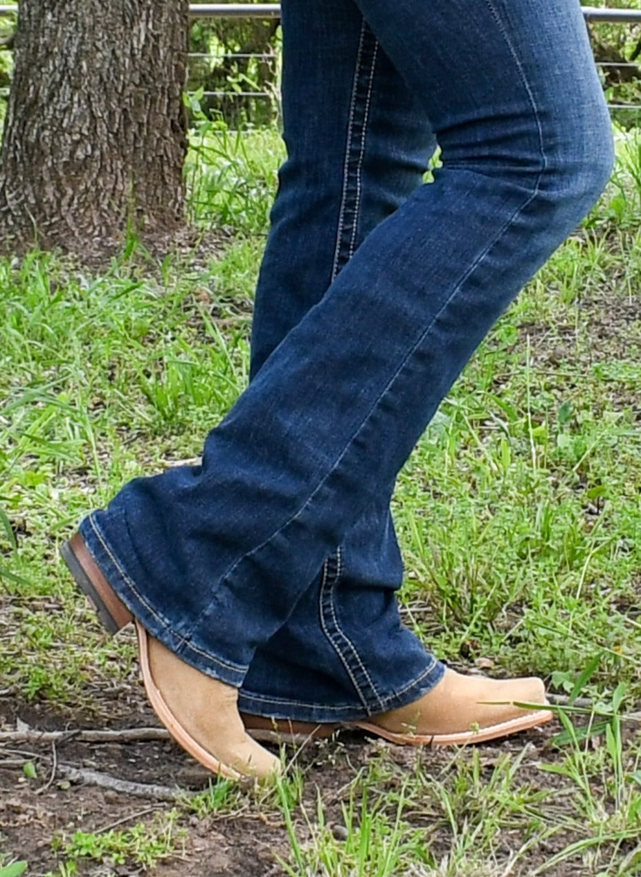 Buckskin store cowboy boots