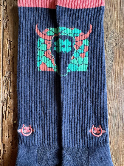 Close up of lucky clover steer head performance crew socks