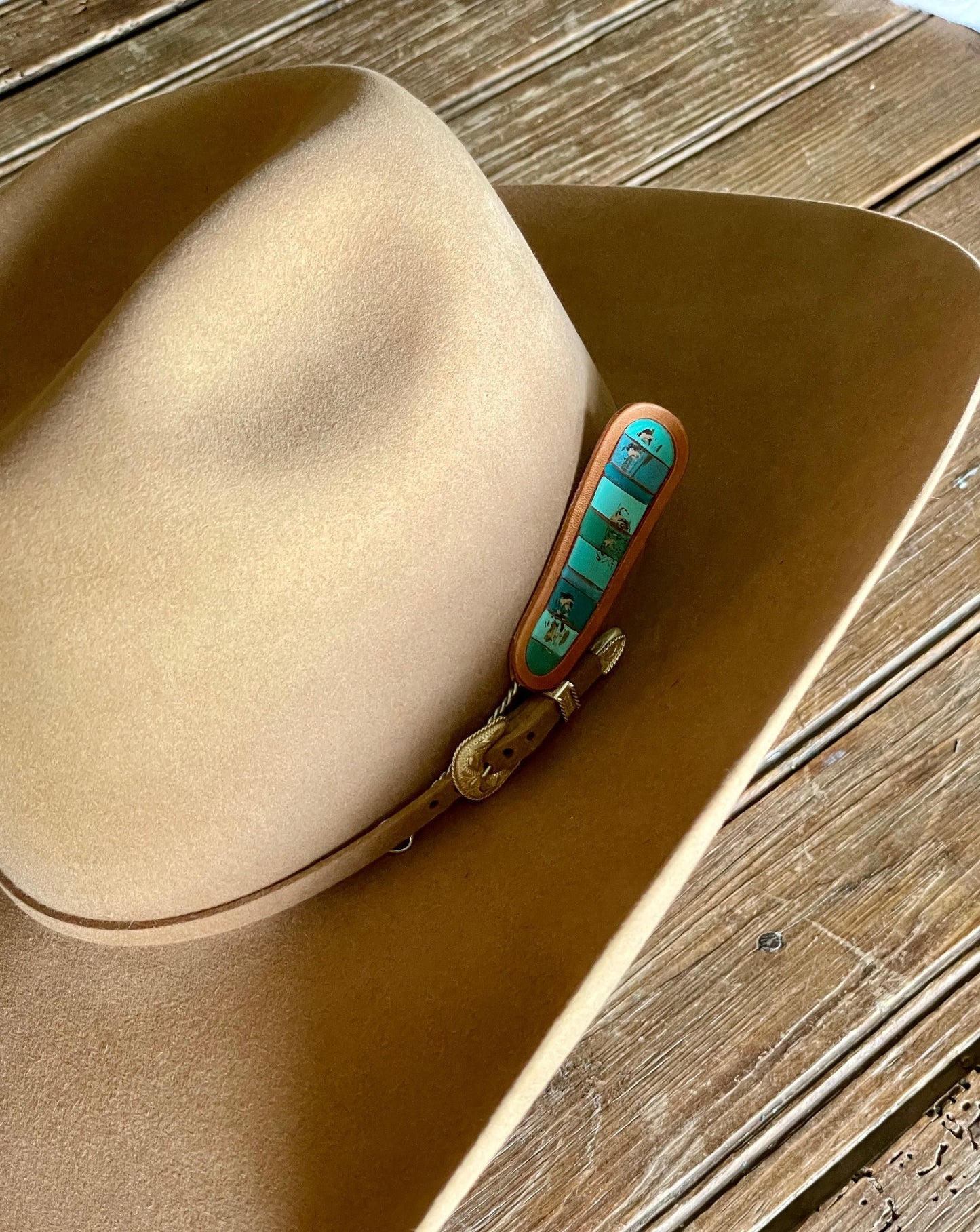 Turquoise Chunks Leather Hat Pick