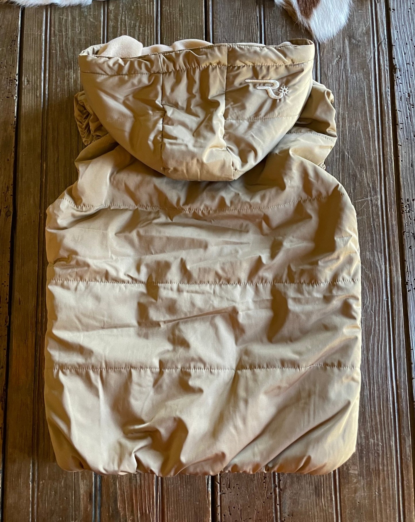 Pam Hooded Vest (Sand)