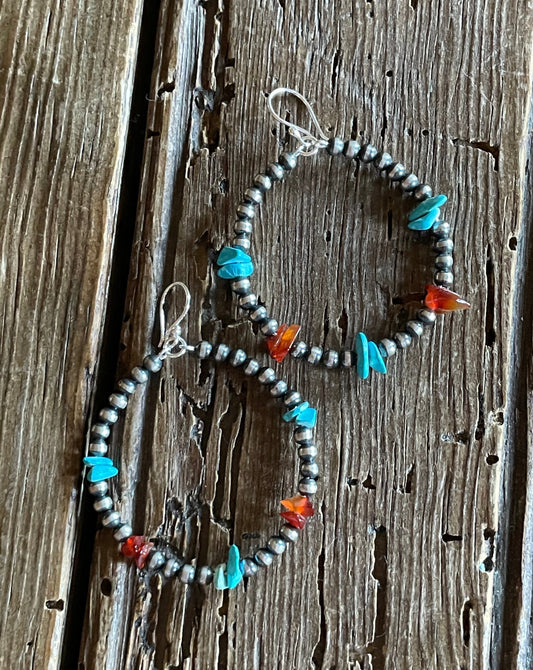 Navaho Pearl hoop earrings with Amber and Turquoise chips