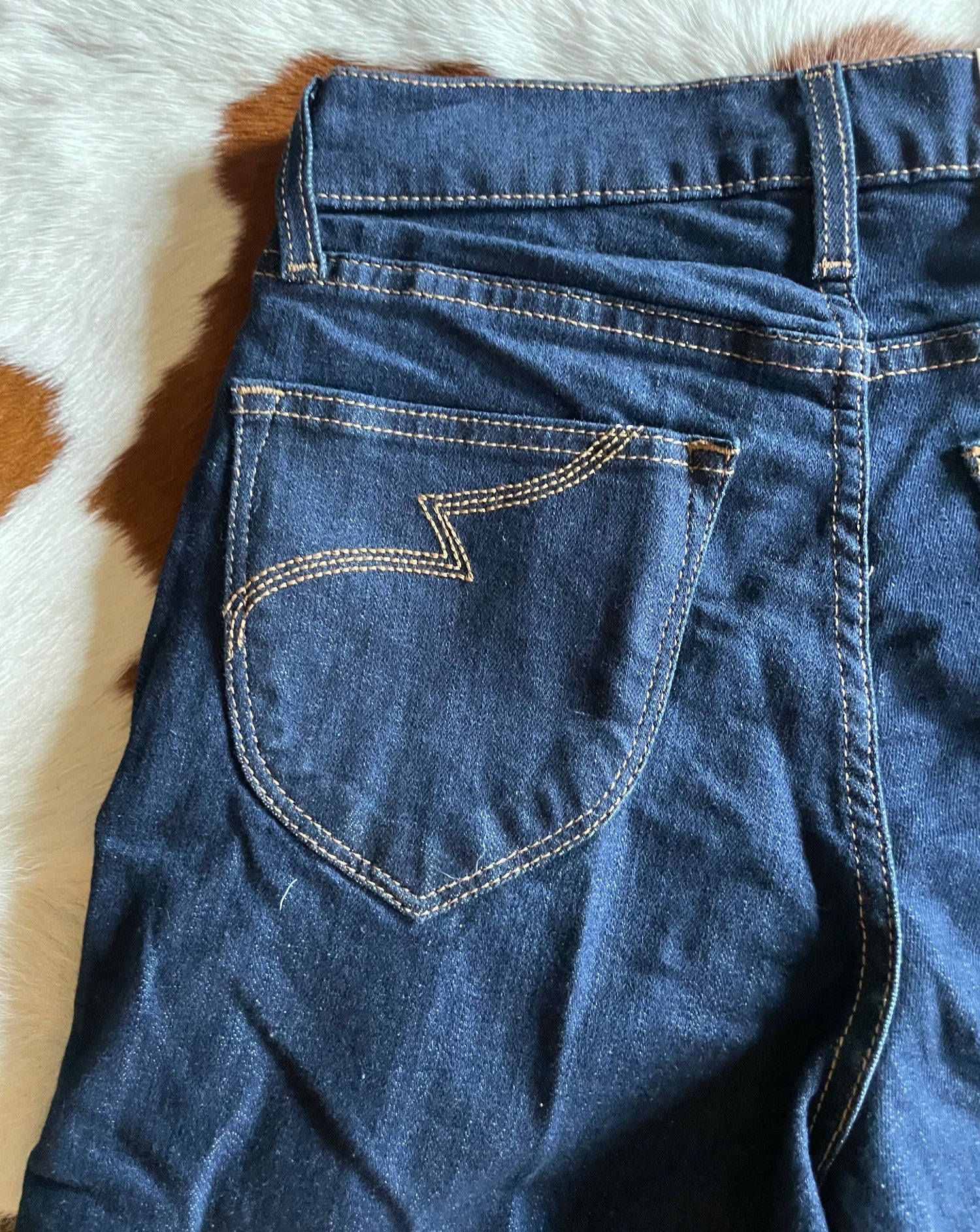 Oliver Mid Wash Low Waist Wide Leg Jeans – Beginning Boutique US